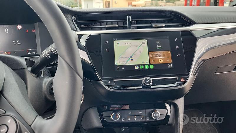 Usata Opel Corsa 2023 Rosso Utilitaria