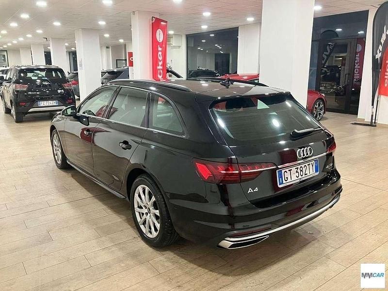 Usata Audi A4 204 CV (150 kW) 2024 Nero Station wagon