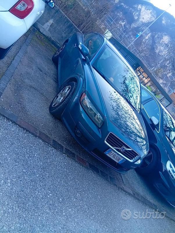 Usata Volvo C30 2006 Blu Utilitaria