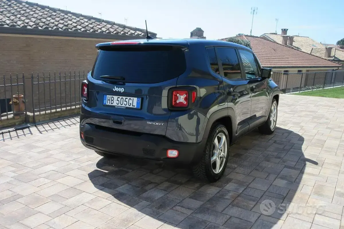 Usata Jeep Renegade Sport 120 CV (88 kW) 2026 Blu SUV