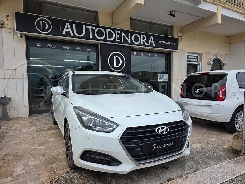 Usata Hyundai i40 141 CV (103 kW) 2016 Bianco Station wagon