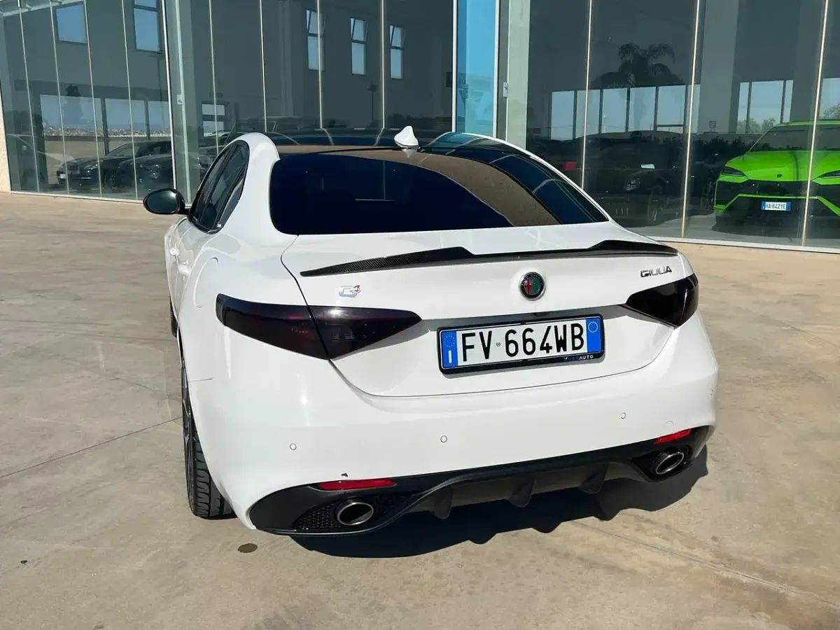 Usata Alfa Romeo Giulia Veloce 211 CV (155 kW) 2019 Bianco Berlina