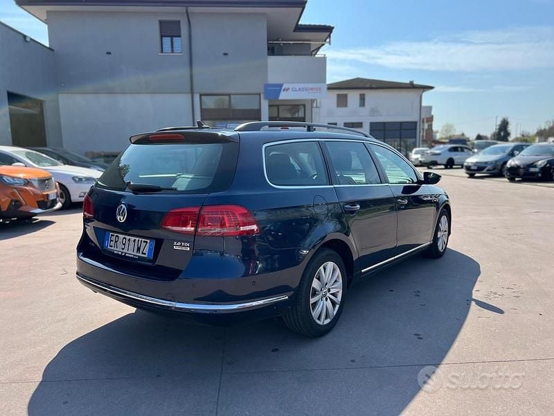 Usata VW Passat Comfortline 140 CV (102 kW) 2013 Blu Station wagon