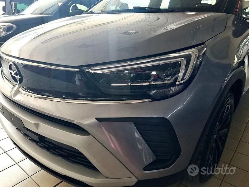 Usata Opel Crossland X GS Line 83 CV (61 kW) 2021 Grigio SUV
