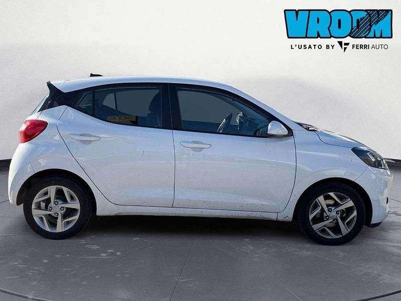 Usata Hyundai i10 Prime 67 CV (49 kW) 2022 Bianco Utilitaria