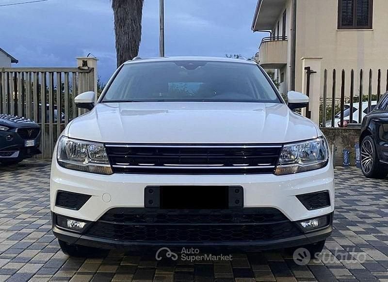 Usata VW Tiguan Business 150 CV (110 kW) 2020 Bianco SUV
