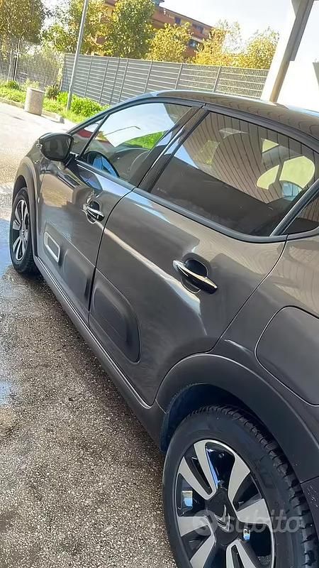 Usata Citroën C3 Shine 82 CV (60 kW) 2023 Utilitaria
