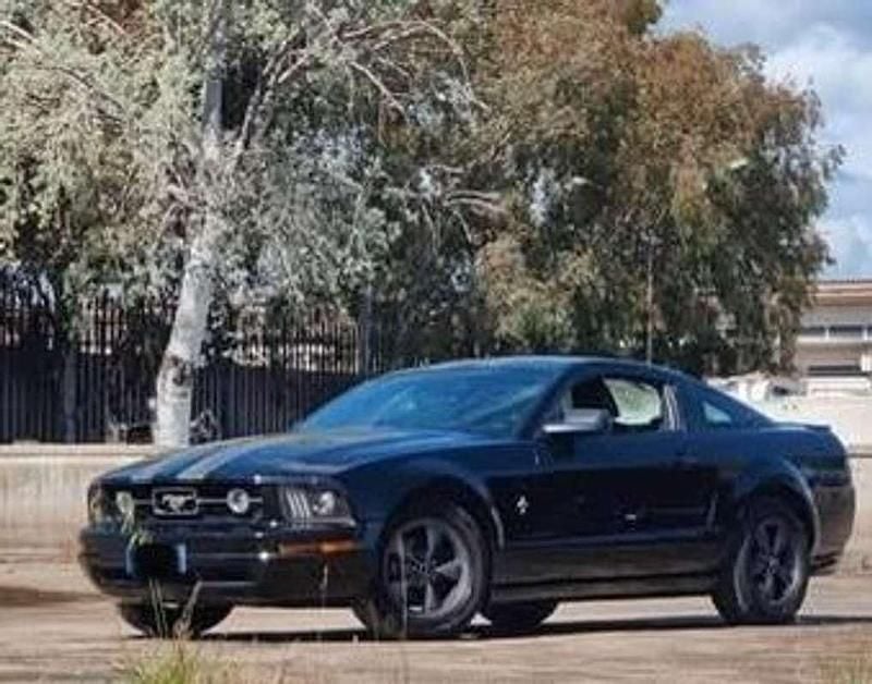 Nero Usata 2007 Ford Mustang GT Coupé | 21.500 € - Immagine 1/4