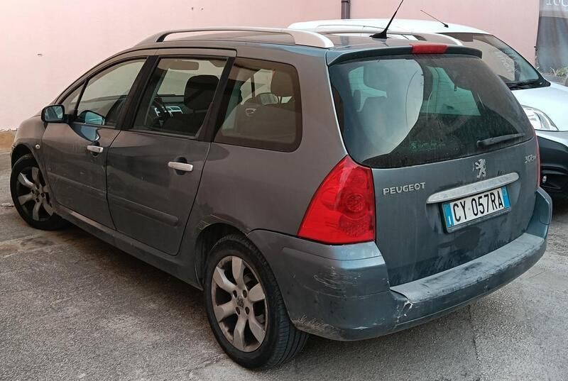 Usata Peugeot 307 109 CV (80 kW) 2006 Grigio Station wagon