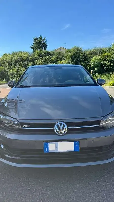 Usata VW Polo Comfortline 95 CV (69 kW) 2020 Argento Utilitaria