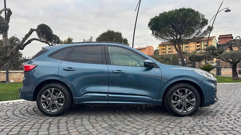 Occasion Ford Kuga ST-Line 120 PK (88 kW) 2024 Blauw SUV