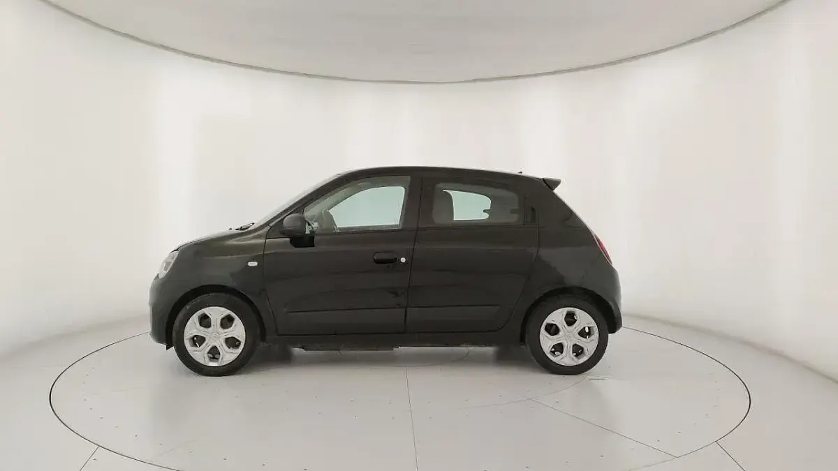 Usado Renault Twingo 30 kW (42 CV) 2023 Negro Utilitario