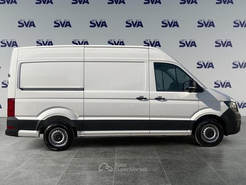 Usata VW Crafter Business 140 CV (102 kW) 2024 Bianco candy Furgone