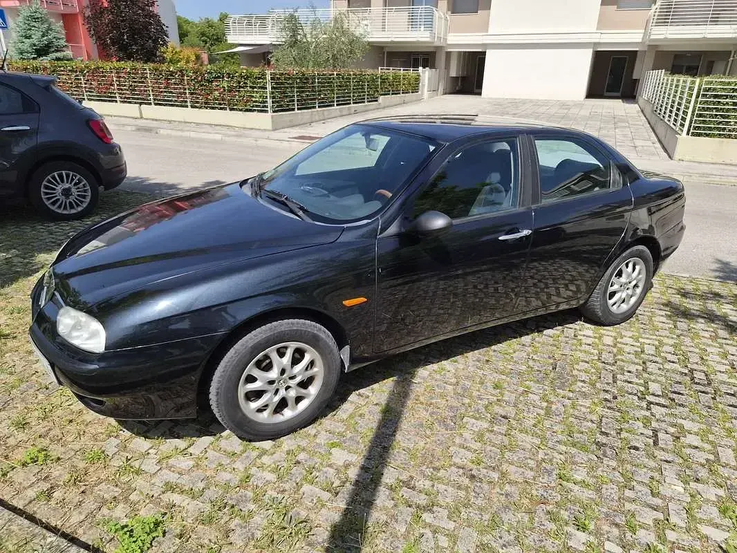 Usata Alfa Romeo 156 144 CV (105 kW) 1998 Grigio Berlina