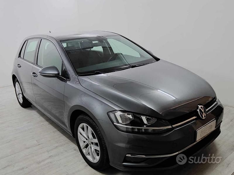 Usata VW Golf VII Executive 116 CV (85 kW) 2019 Grigio Berlina