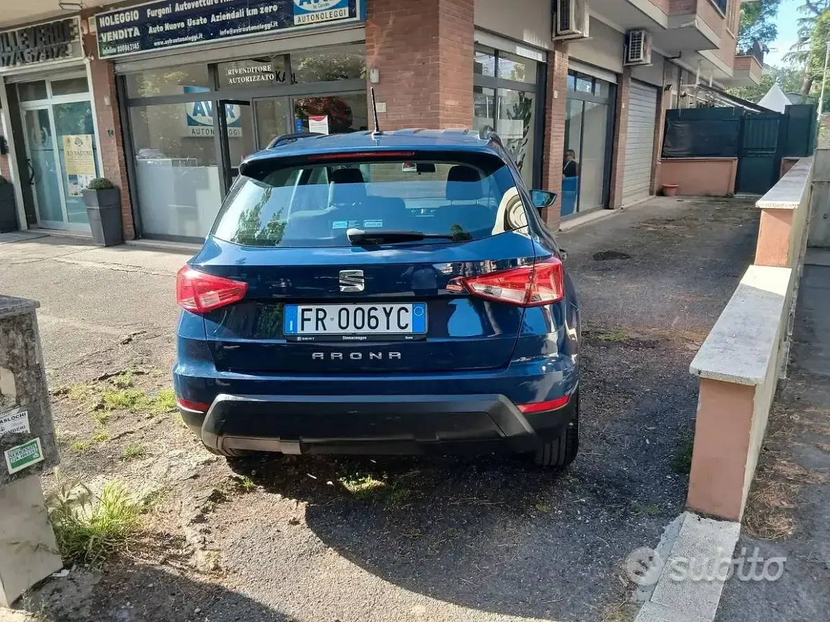 Usata Seat Arona Style 115 CV (84 kW) 2018 Blu SUV