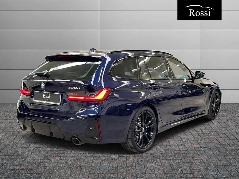 Usata BMW 320 M Sport 190 CV (139 kW) 2023 Blu metalizzato Station wagon
