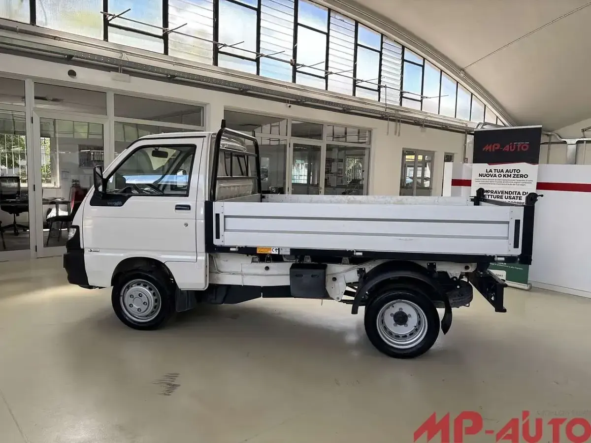 Usata Piaggio Porter 83 CV (61 kW) 2021 Bianco