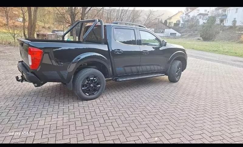 Usata Nissan Navara N-Guard 190 CV (139 kW) 2019 Nero Pick-up