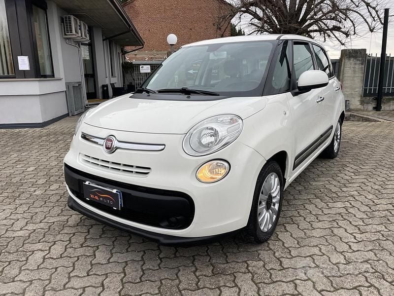 Usata Fiat 500L Pop Star 95 CV (69 kW) 2016 Bianco Monovolume