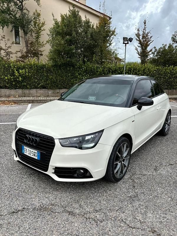 Usata Audi A1 Ambition 90 CV (66 kW) 2012 Bianco Utilitaria