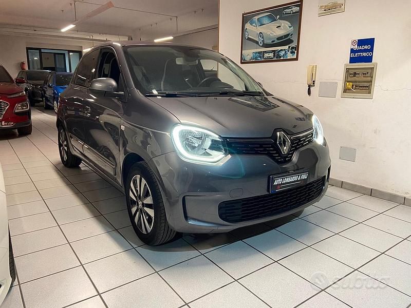 Usata Renault Twingo Intens 65 CV (47 kW) 2022 Grigio Utilitaria
