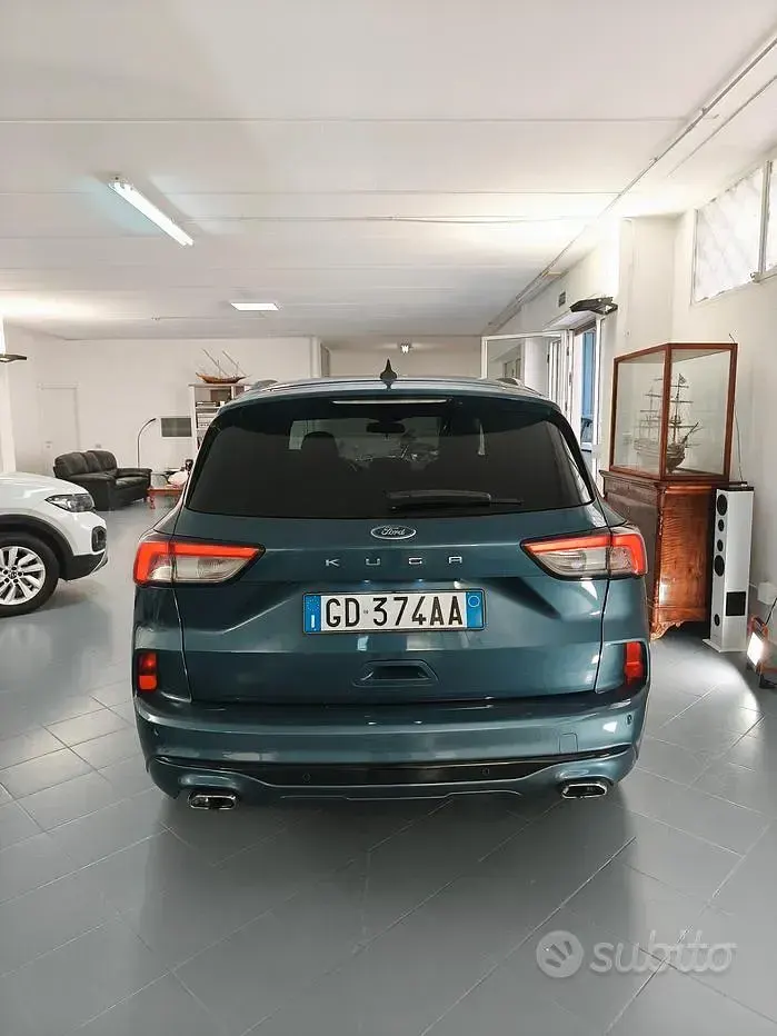 Usata Ford Kuga ST-Line 120 CV (88 kW) 2020 Marrone SUV