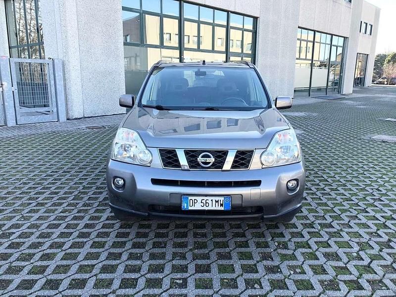 Usata Nissan X-Trail 150 CV (110 kW) 2008 Grigio SUV