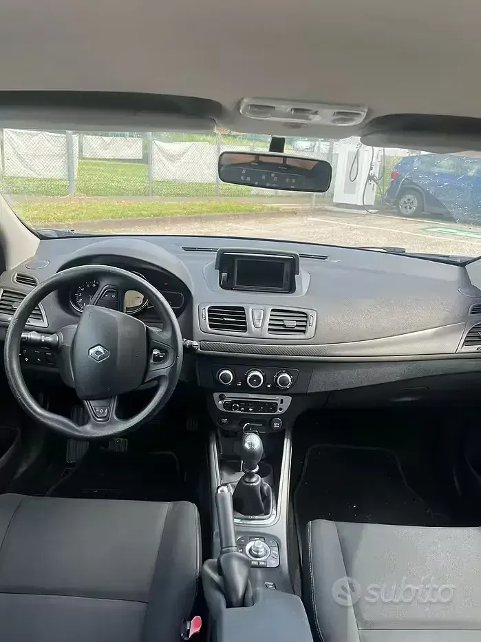 Usata Renault Mégane GrandTour 110 CV (80 kW) 2013 Nero Station wagon
