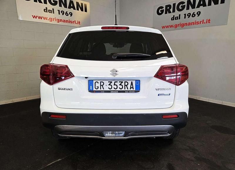 Usata Suzuki Vitara Cool 129 CV (94 kW) 2024 Bianco SUV