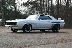 Usata Chevrolet Camaro 465 CV (342 kW) 1969 Bianco Cabrio