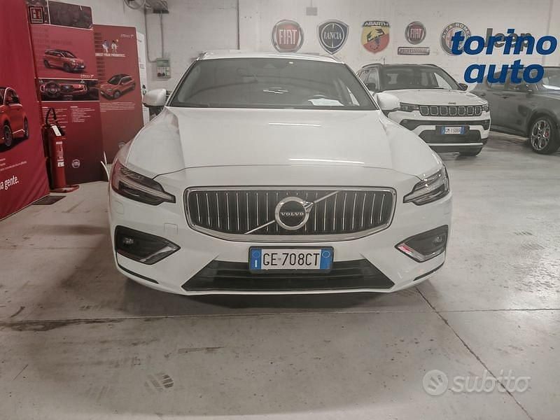 Usata Volvo V60 Inscription 197 CV (144 kW) 2021 Bianco Station wagon