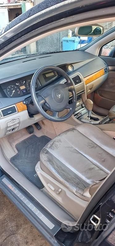 Usata Renault Vel Satis 241 CV (177 kW) 2003 Blu Utilitaria