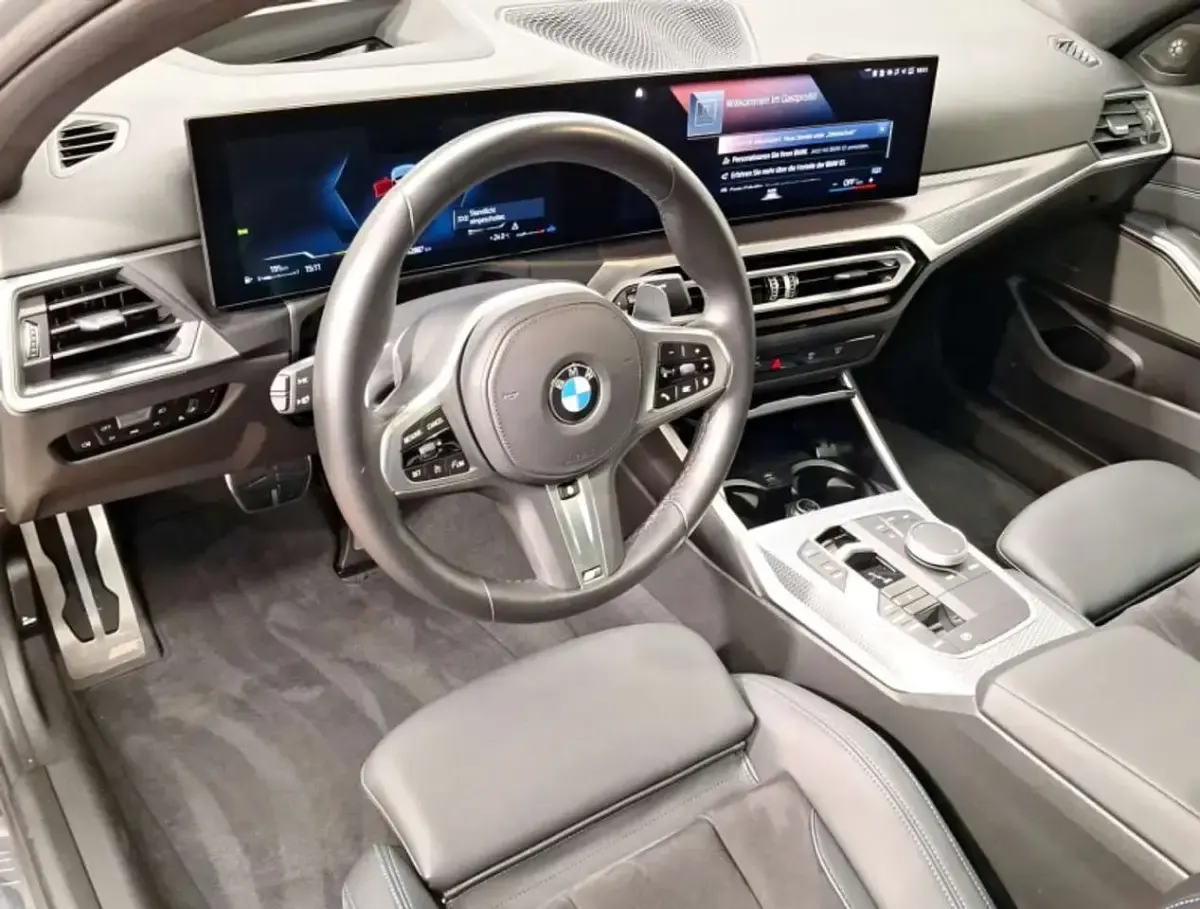 Usata BMW 330 M Sport 245 CV (180 kW) 2023 Grigio Berlina