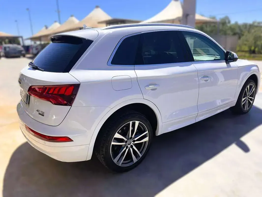 Usata Audi Q5 Business 190 CV (139 kW) 2018 Bianco SUV