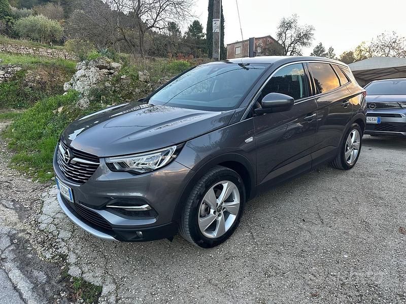 Usata Opel Grandland X 130 CV (95 kW) 2020 Marrone SUV