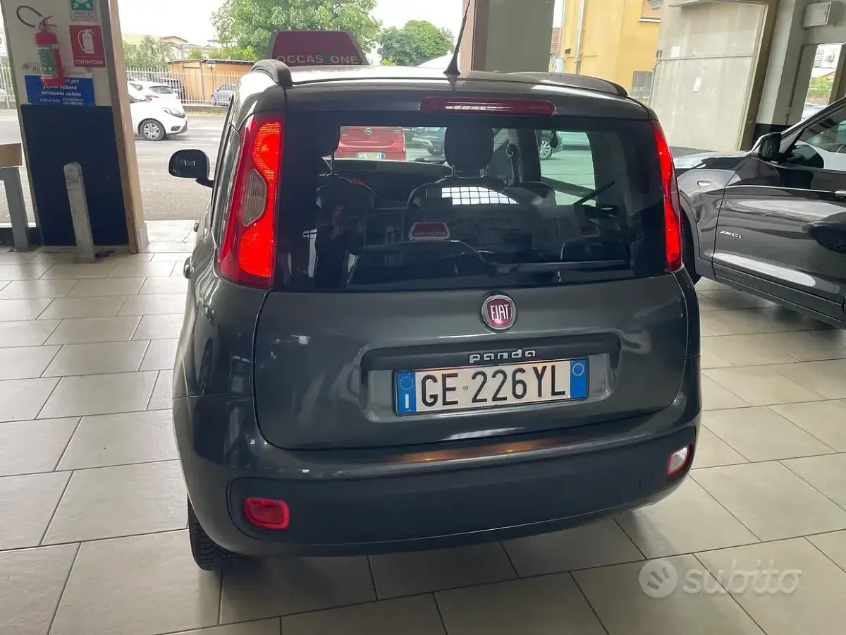 Usata Fiat Panda Lounge 69 CV (50 kW) 2019 Grigio Utilitaria