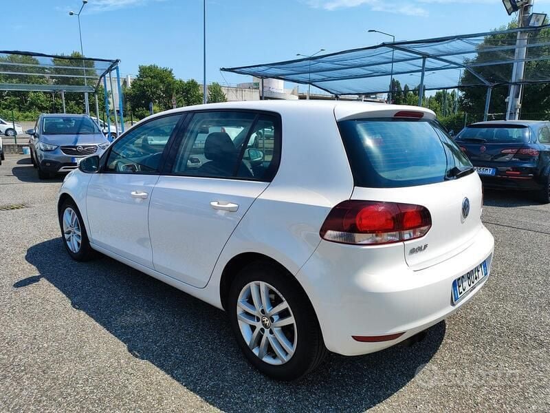 Usata VW Golf VI Highline 122 CV (89 kW) 2010 Bianco Utilitaria
