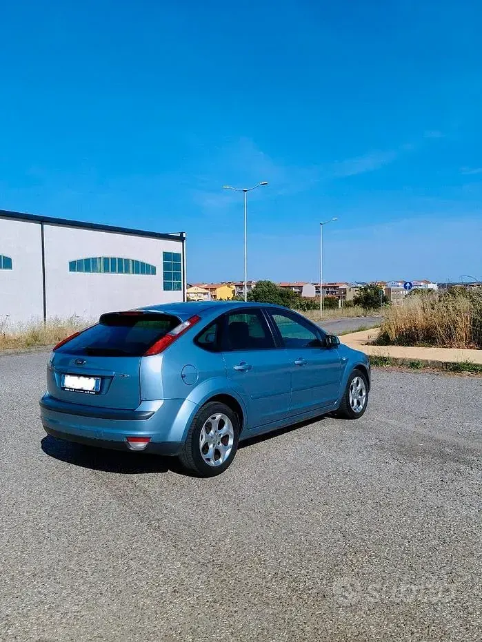 Usata Ford Focus 90 CV (66 kW) 2008 Berlina