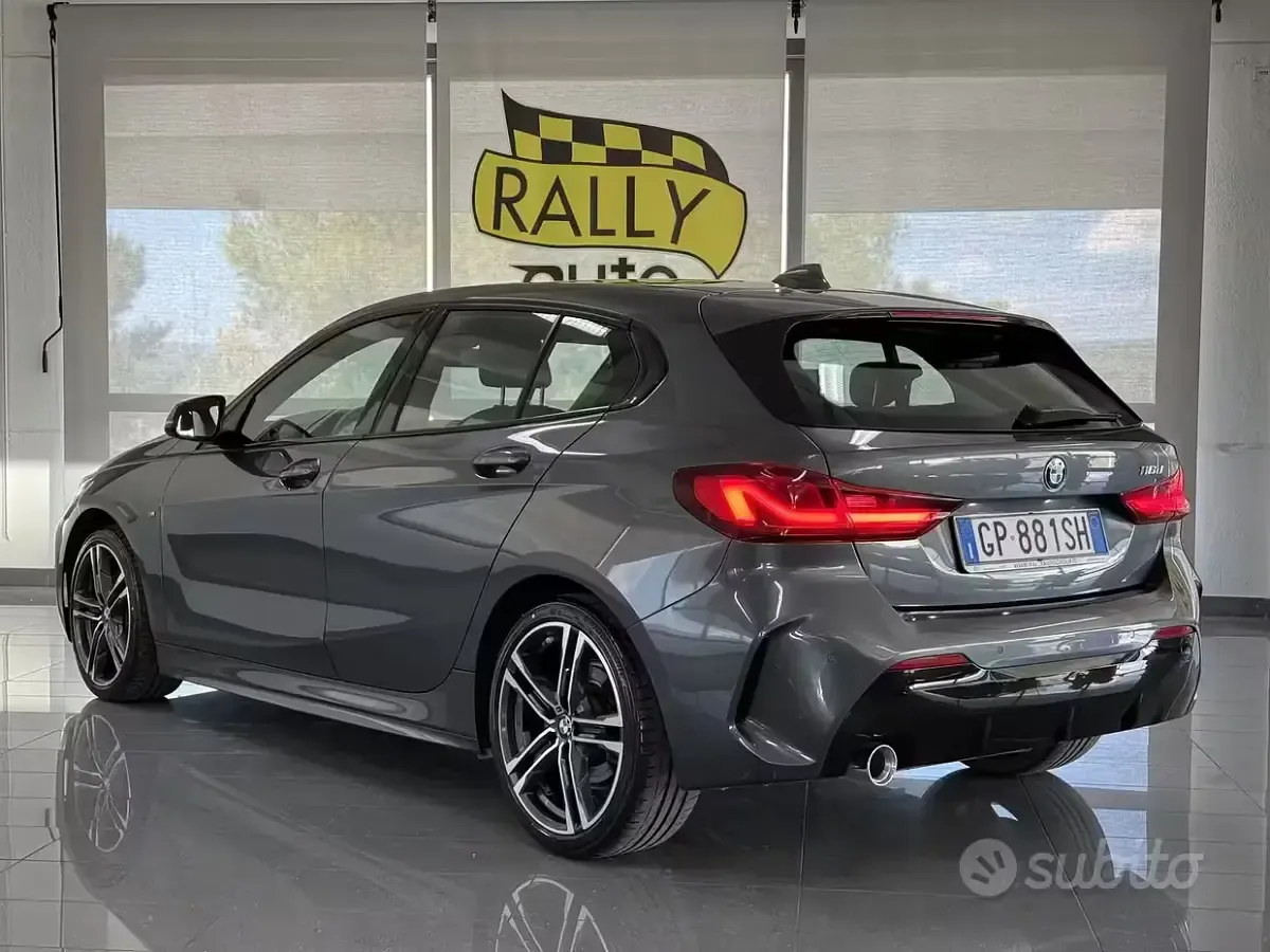 Usata BMW 116 M Sport 116 CV (85 kW) 2021 Grigio Utilitaria