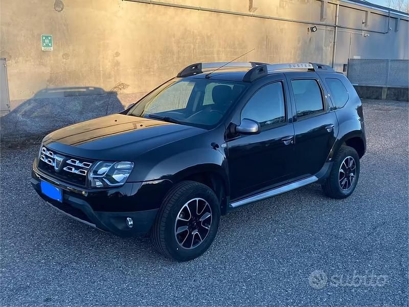 Usata Dacia Duster Ambiance 110 CV (80 kW) 2016 Nero SUV