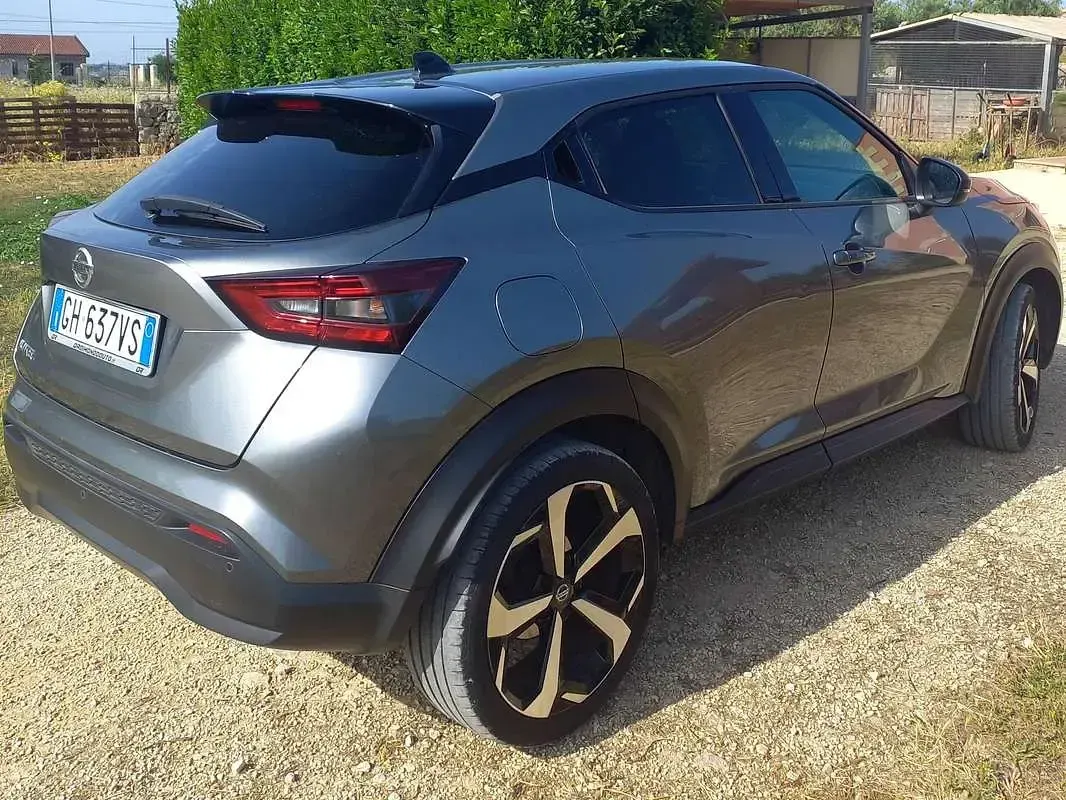 Usata Nissan Juke N-Connecta 114 CV (83 kW) 2022 Grigio SUV