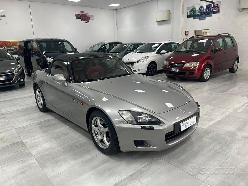 Usata Honda S 2000 S 241 CV (177 kW) 2000 Grigio Cabrio
