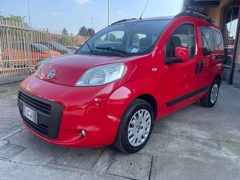 Usata Fiat Qubo Trekking 75 CV (55 kW) 2012 Rosso Monovolume