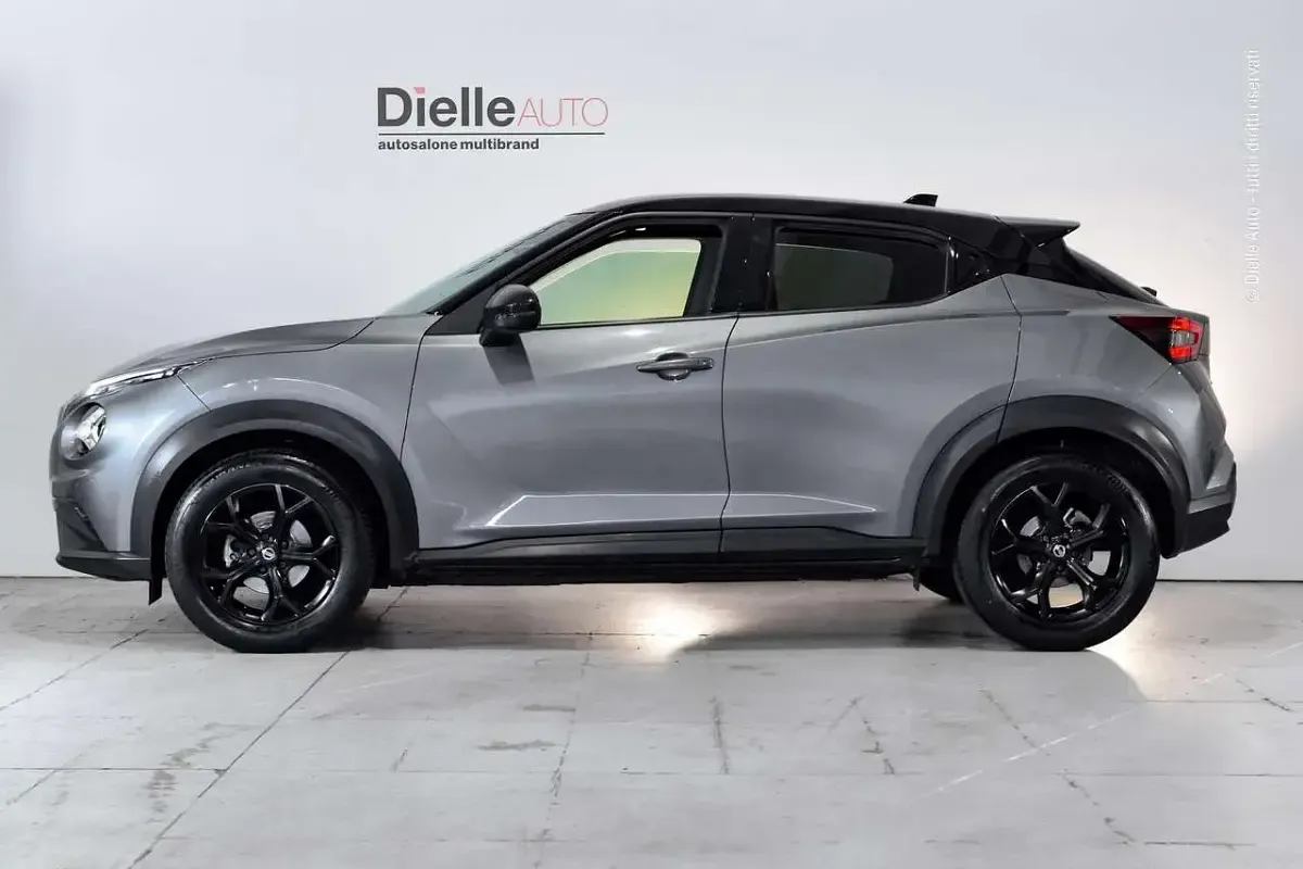 Usata Nissan Juke N-Connecta 155 CV (114 kW) 2022 Dark metal grey SUV