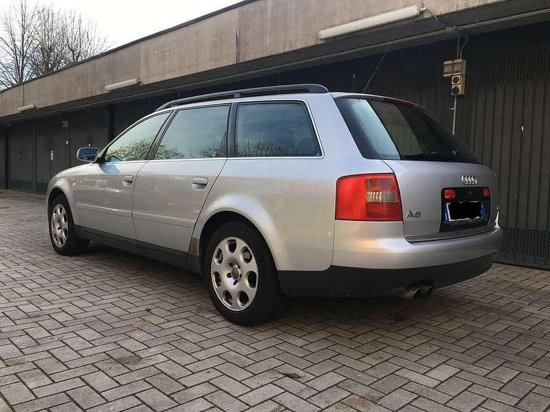 Usata Audi A6 Ambiente 170 CV (125 kW) 2001 Station wagon