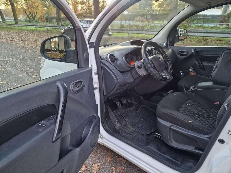 Usata Renault Kangoo 75 CV (55 kW) 2016 Furgone