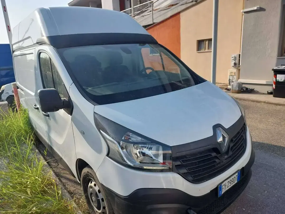 Usata Renault Trafic 125 CV (91 kW) 2019 Bianco Monovolume