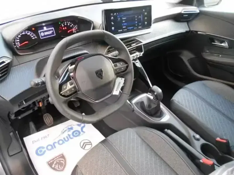Nuova Peugeot 208 Style 100 CV (73 kW) 2026 Nero Utilitaria