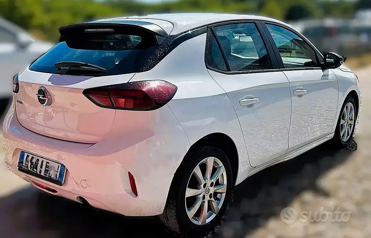 Usata Opel Corsa Edition 75 CV (55 kW) 2022 Bianco Utilitaria